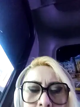 CandieGilson   online show from February 16, 2026, 11:39 am