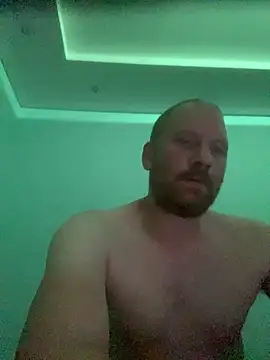 Snapshot of Krzysiekg123 chatting on October 20, 2025, 9:48 pm Krzysiekg123 online show from October 20, 2025, 9:48 pm