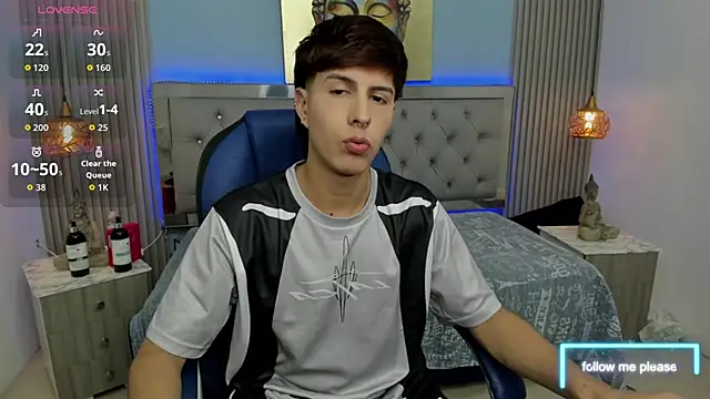 Estiv18  online show from November 30, 2025, 2:48 am