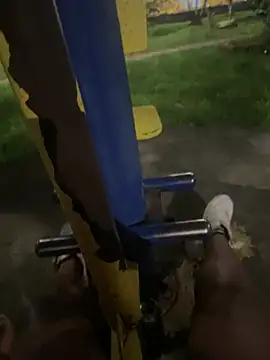 Snapshot of briyi1 chatting on March 6, 2026, 6:10 am briyi1 online show from March 6, 2026, 6:10 am