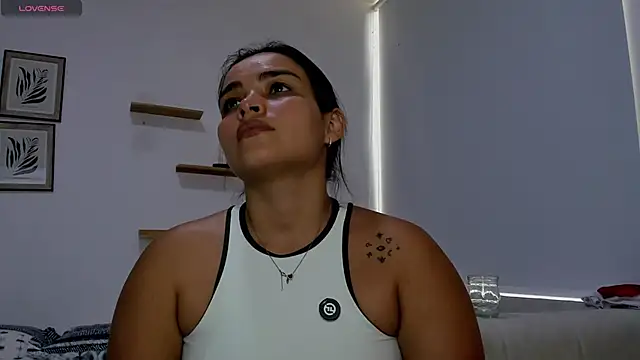 sarita bigbooty  online show from December 14, 2025, 9:08 pm