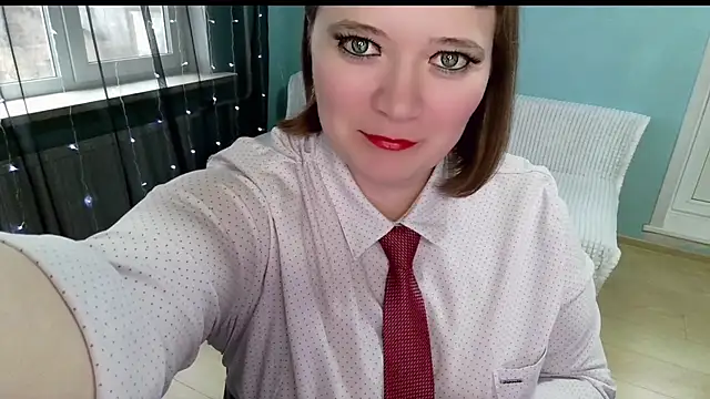 LizaMilfa online show from November 1, 2025, 9:22 am