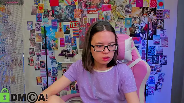 Chio Mio online show from October 12, 2025, 1:48 am