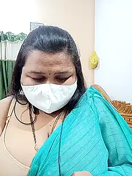 Snapshot of Meryl_Stripppp chatting on February 26, 2025, 7:49 pm Meryl Stripppp online show from February 26, 2025, 7:49 pm