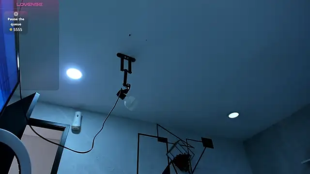 EmiliaRose  online show from October 27, 2025, 8:35 pm