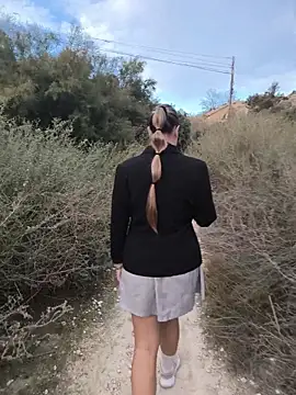 Mona Plus online show from October 24, 2025, 6:54 am