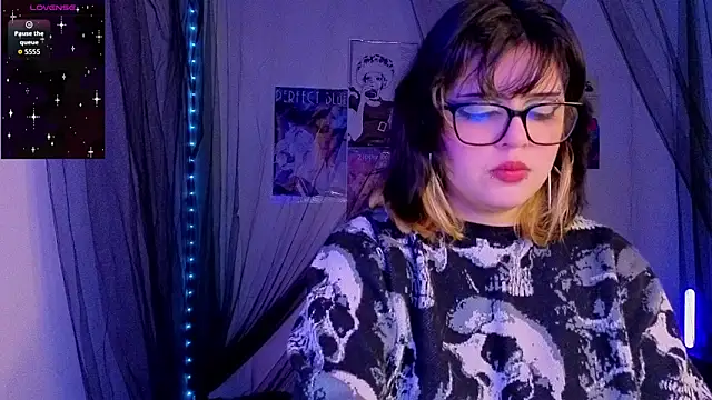 scarleth shadow online show from November 26, 2025, 12:11 am