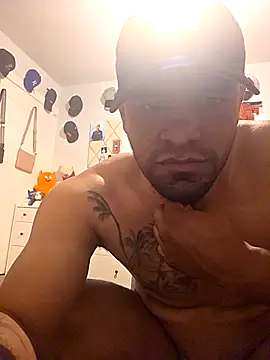 Snapshot of guajiro276565 chatting on April 6, 2026, 8:43 pm guajiro276565 online show from April 6, 2026, 8:43 pm