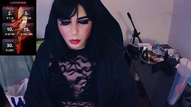 MissNadiaX06 online show from March 12, 2026, 5:41 pm