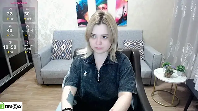 Snapshot of Finna_39 chatting on November 10, 2025, 8:41 pm Finna 39 online show from November 10, 2025, 8:41 pm