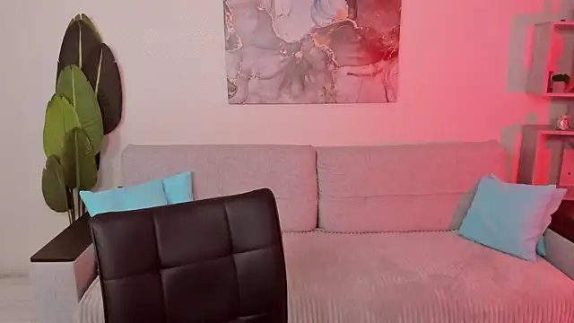 GabriellaMays online show from November 16, 2025, 5:13 am