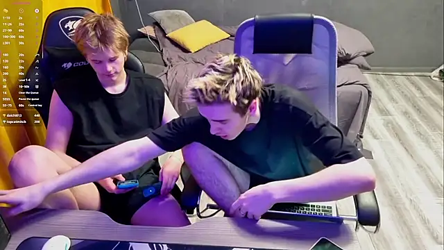 Snapshot of EdwinBlaze chatting on February 25, 2025, 4:21 pm EdwinBlaze online show from February 25, 2025, 4:21 pm