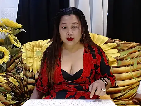 Snapshot of UrSweetClassyPinay chatting on April 9, 2026, 5:07 am UrSweetClassyPinay online show from April 9, 2026, 5:07 am