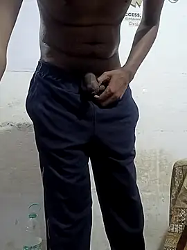 boyyouwant33 online show from March 10, 2025, 7:40 pm