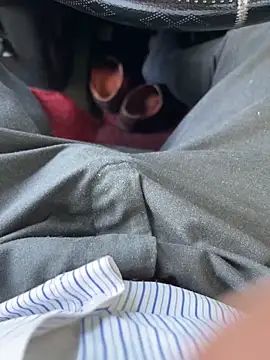 Snapshot of BadboySLR_8899 chatting on December 1, 2025, 8:30 am BadboySLR 8899 online show from December 1, 2025, 8:30 am