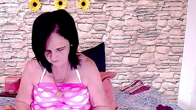 Snapshot of LuciousGrace chatting on March 2, 2026, 7:15 am LuciousGrace online show from March 2, 2026, 7:15 am