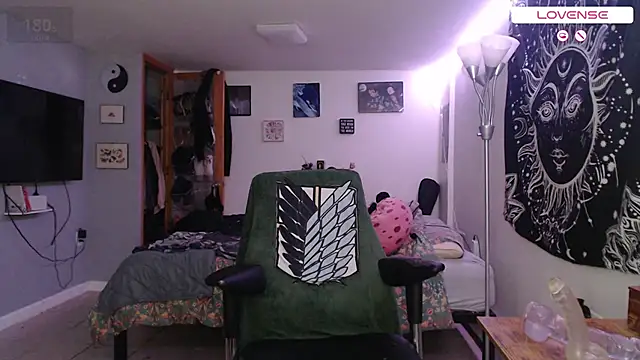 wetwildwhore online show from November 3, 2025, 8:43 pm