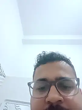 Snapshot of susthovai chatting on November 25, 2025, 9:26 pm susthovai online show from November 25, 2025, 9:26 pm