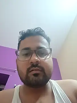 Snapshot of susthovai chatting on November 26, 2025, 3:24 pm susthovai online show from November 26, 2025, 3:24 pm