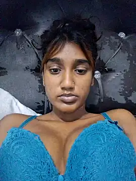 indianpink lips online show from March 25, 2026, 3:07 pm