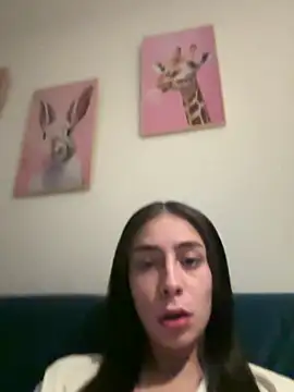 Snapshot of candycami19 chatting on February 20, 2025, 10:37 am candycami19 online show from February 20, 2025, 10:37 am