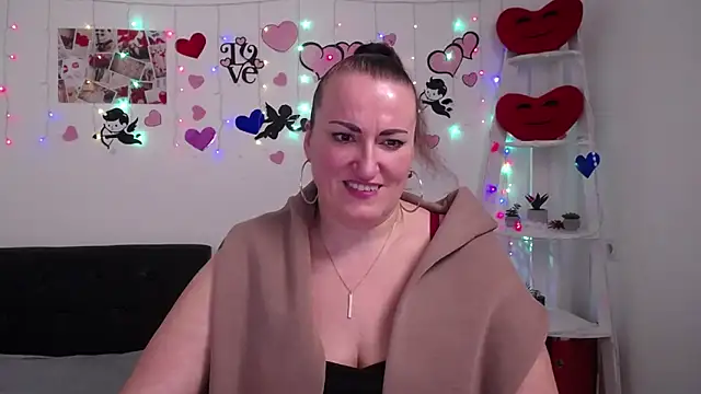 DianaMGG online show from March 2, 2025, 3:27 pm