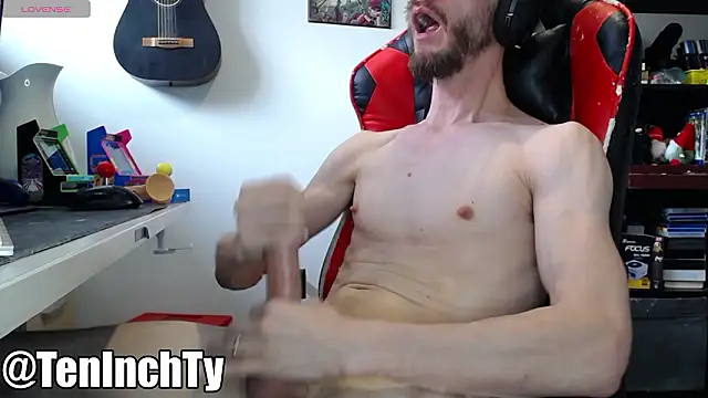 Snapshot of teninchty chatting on March 3, 2026, 7:31 pm teninchty online show from March 3, 2026, 7:31 pm