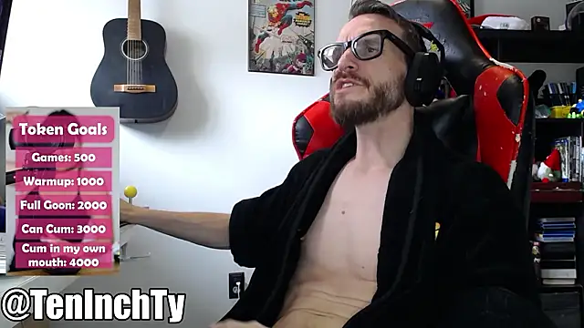 Snapshot of teninchty chatting on March 4, 2026, 7:42 pm teninchty online show from March 4, 2026, 7:42 pm