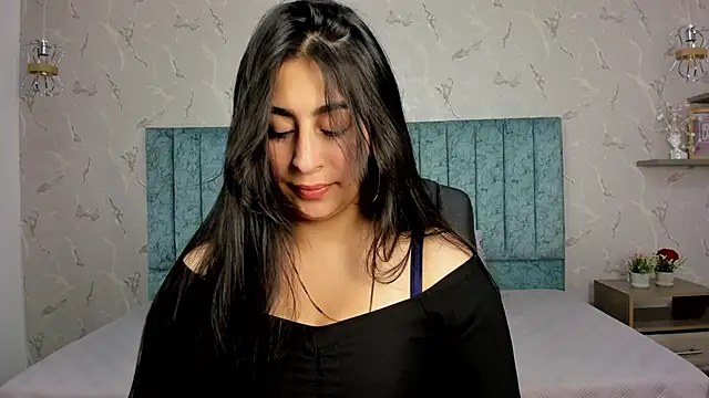 Snapshot of Katty_love01 chatting on October 18, 2025, 7:25 pm Katty love01 online show from October 18, 2025, 7:25 pm