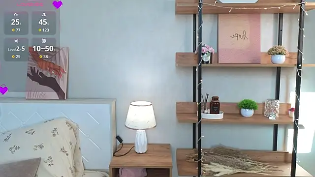 EdlaHewell online show from February 15, 2026, 7:51 am