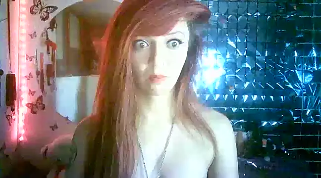 Snapshot of Meghan_sex777 chatting on February 18, 2025, 9:32 am Meghan sex777 online show from February 18, 2025, 9:32 am