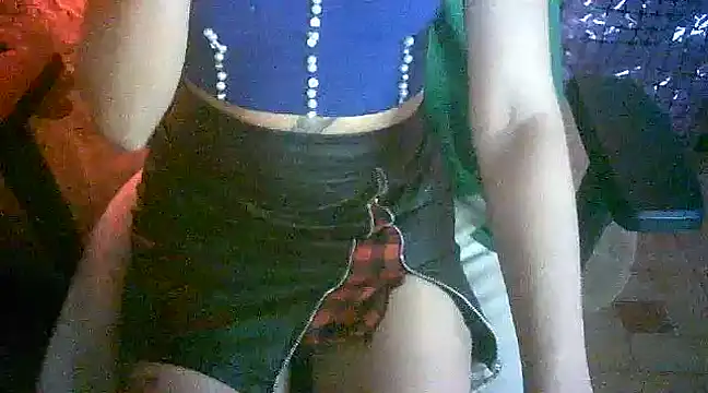 Snapshot of Meghan_sex777 chatting on February 25, 2025, 12:47 am Meghan sex777 online show from February 25, 2025, 12:47 am