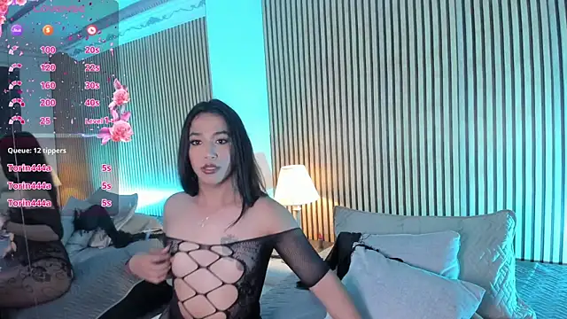 Snapshot of MichelleOwens chatting on March 18, 2025, 9:53 pm MichelleOwens online show from March 18, 2025, 9:53 pm