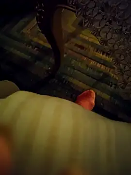 Loly2025 online show from April 5, 2026, 2:42 am