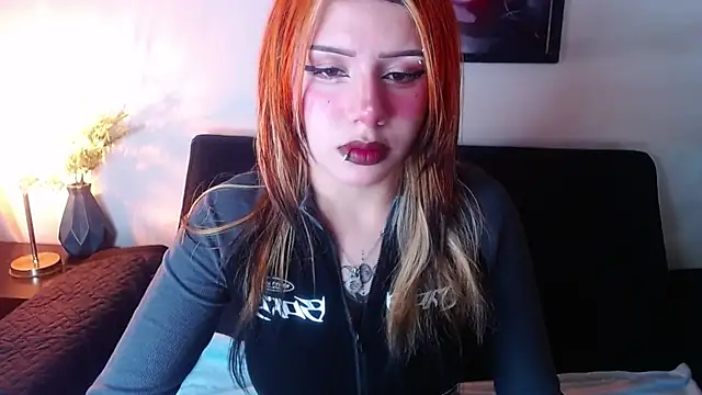 Snapshot of fyreandfox_ chatting on May 27, 2026, 7:55 pm fyreandfox online show from May 27, 2026, 7:55 pm