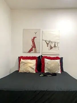 Dahiana Giil online show from September 27, 2025, 7:57 am