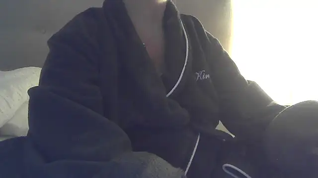 sizha6 online show from October 28, 2025, 9:57 am