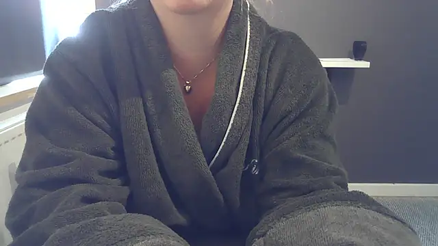 Snapshot of sizha6 chatting on June 21, 2026, 5:26 pm sizha6 online show from June 21, 2026, 5:26 pm