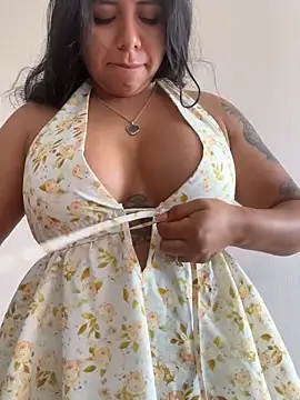 Snapshot of Karla_Stein2025 chatting on October 30, 2025, 1:34 pm Karla Stein2025 online show from October 30, 2025, 1:34 pm