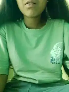 Snapshot of Aaradhna-hoy chatting on March 5, 2025, 7:16 am Aaradhna-hoy online show from March 5, 2025, 7:16 am