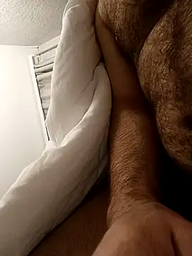 Snapshot of QuilyLoverx chatting on March 21, 2025, 12:29 am QuilyLoverx online show from March 21, 2025, 12:29 am