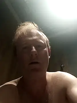 petermiki57 online show from October 15, 2025, 11:16 pm