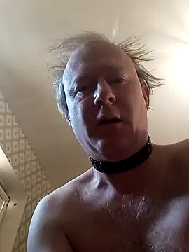 petermiki57 online show from November 19, 2025, 7:08 am