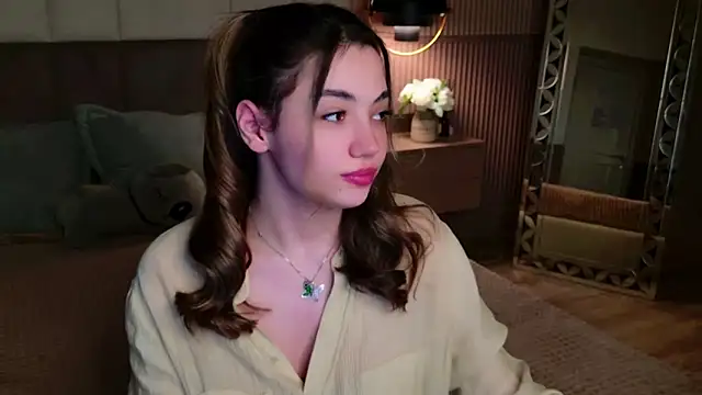 Alice Deleon online show from February 28, 2025, 12:43 am