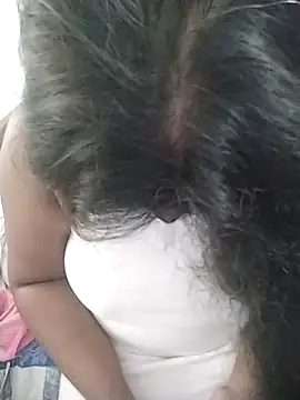 Snapshot of SLbeaty chatting on February 10, 2026, 3:54 am SLbeaty online show from February 10, 2026, 3:54 am