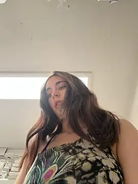 sexymelli18 online show from May 22, 2026, 9:48 am