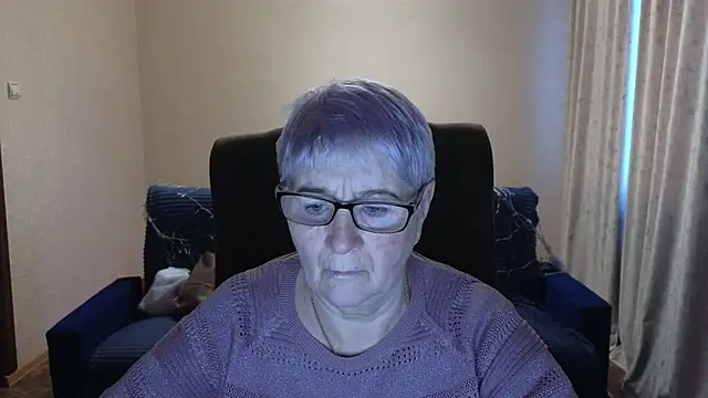 Sandra Snowflake online show from February 21, 2026, 4:13 am