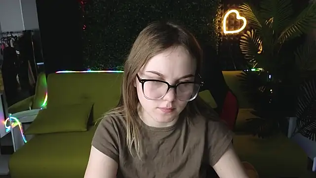 Dyna bae online show from March 4, 2025, 1:12 am