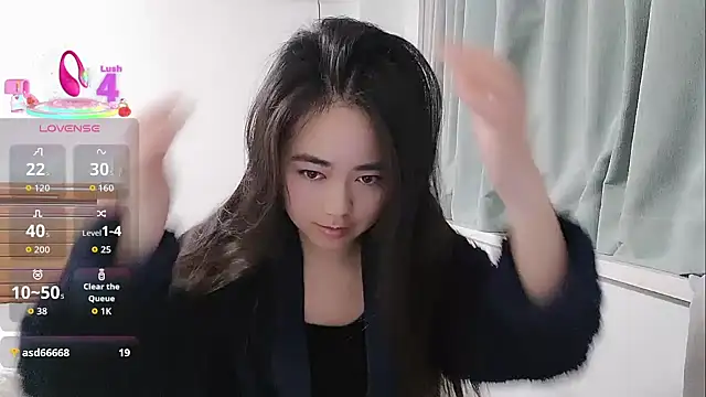 Lucy-xixi online show from February 28, 2026, 5:19 am