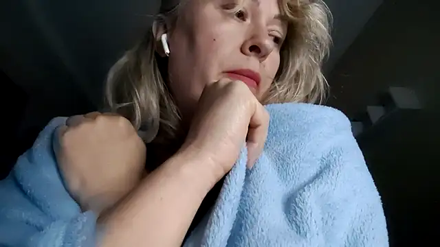 Snapshot of Mary888x chatting on September 25, 2025, 7:50 pm Mary888x online show from September 25, 2025, 7:50 pm